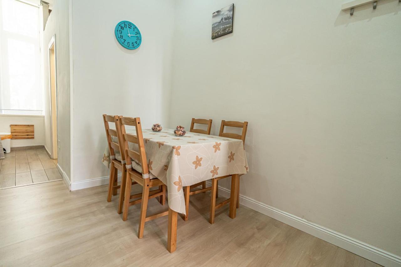 Casa Vacanze Decumano 18 ナポリ エクステリア 写真